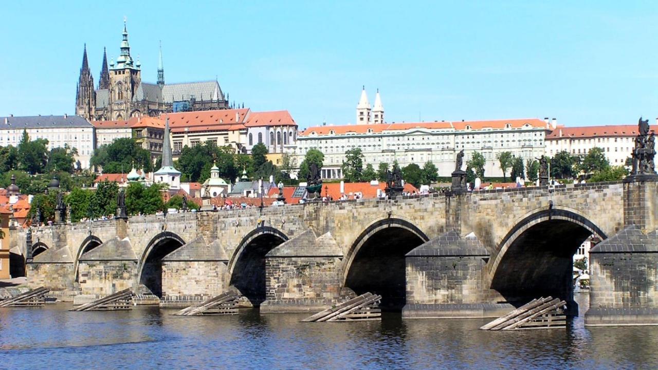 Apartment Vltava Prague Praga Exterior foto