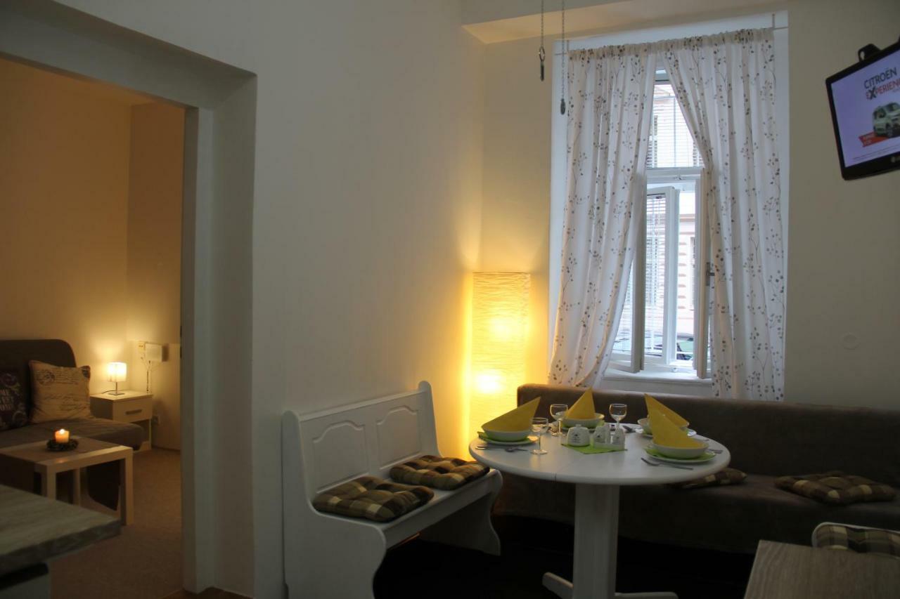 Apartment Vltava Prague Praga Exterior foto